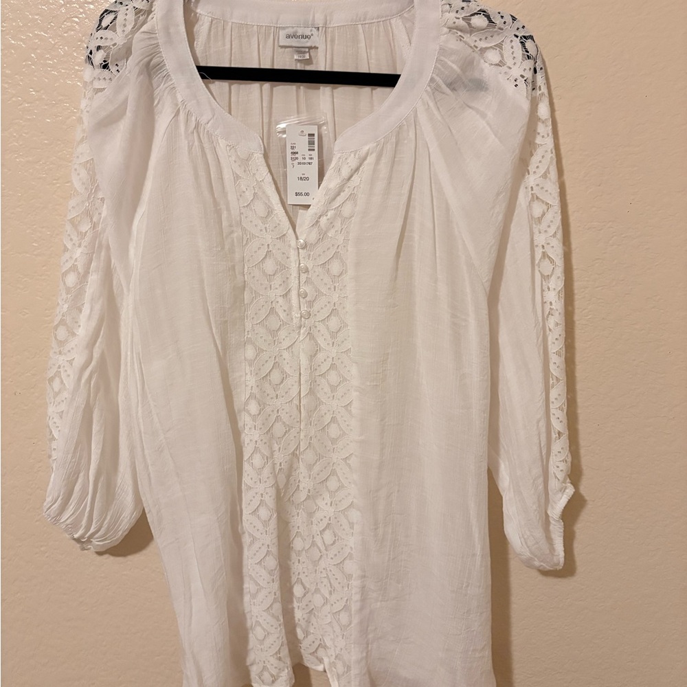 Avenue Women's White Lace Blouse